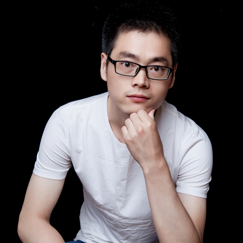 設(shè)計(jì)師郭威偉